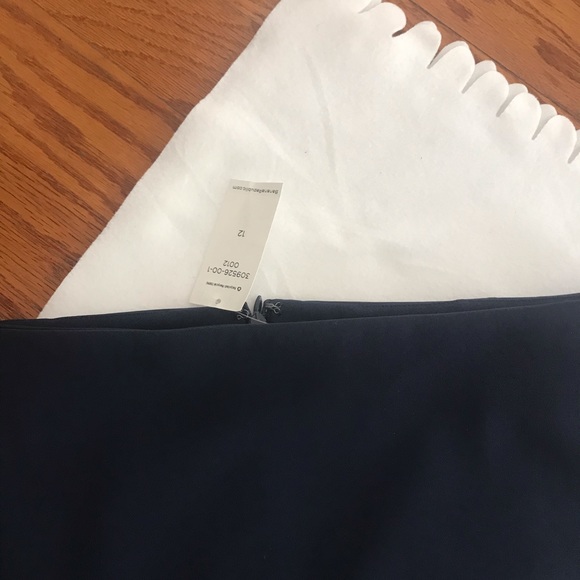 NWT Banana Republic skirt - Picture 4 of 6